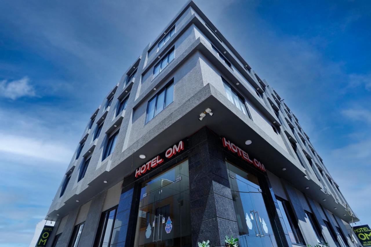 Hotel Om Somnāth Exterior foto
