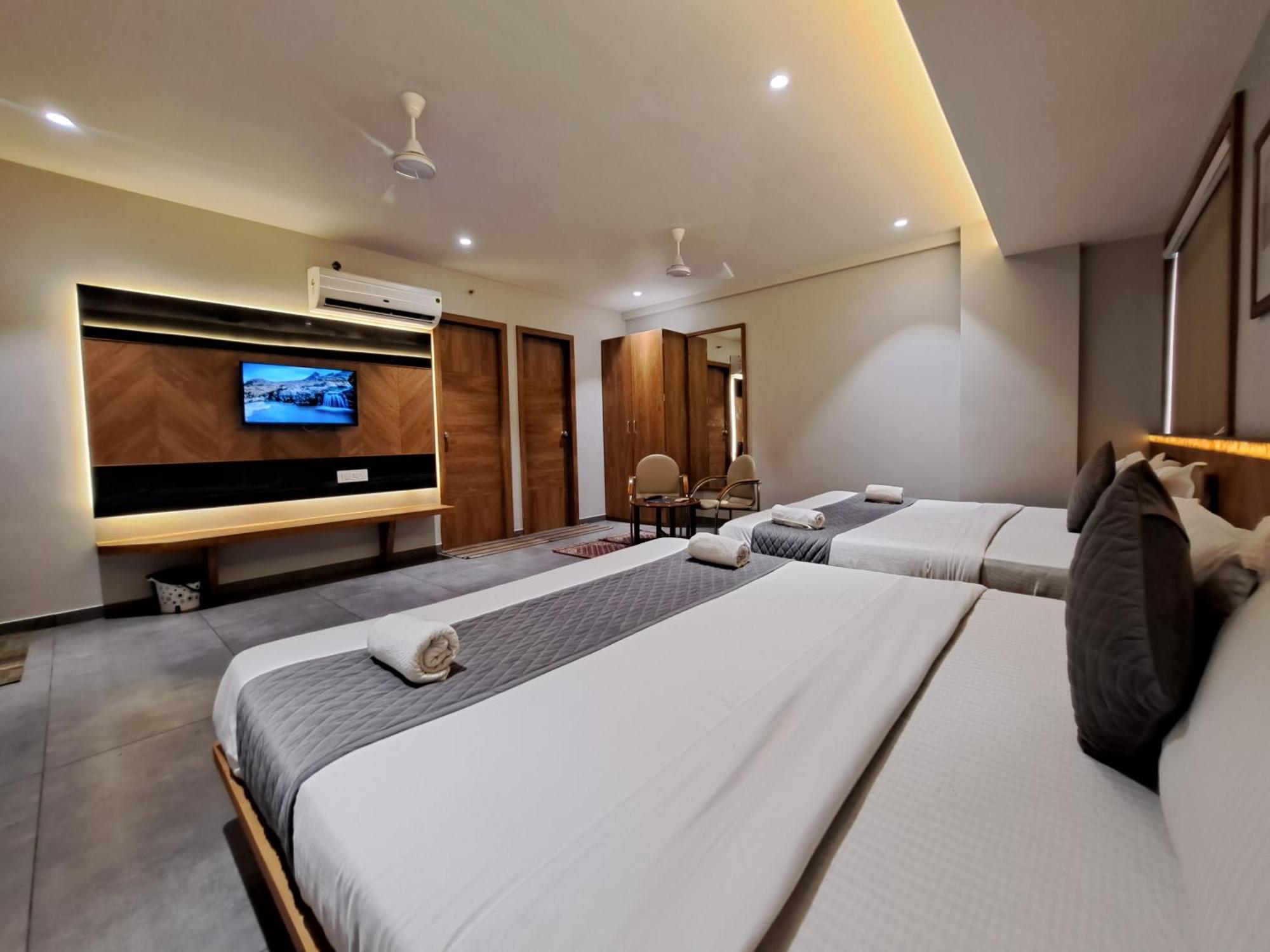 Hotel Om Somnāth Quarto foto